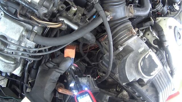 Купил ведро за копейки и встал на трассе: спасение Toyota Camry смотреть онлайн