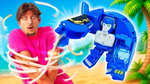 Роботы-трансформеры Армор Рейнджер - распаковка нового героя - Гориллы! Кто сильнее?