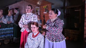 Забайкальские казаки расплетали косу у невесты