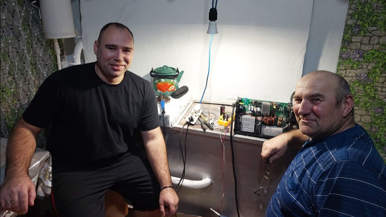 МУЖ В КАЗАХСТАНЕ🇰🇿/ШПАТЛЕВКА СТЕН БЕЗ ОПЫТА/СОВЕСТИ НЕТ, НАГЛОСТЬ/ смотреть онлайн