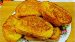 Быстрый и вкусный  завтрак на столе.