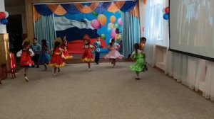 Танец "Танцуй, Россия!", коллектив "Топотушки", руководитель Иванова Анастасия Сергеевна