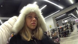 Простая жизнь в деревне. Деревенские в городе. Покупки.