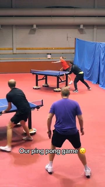 Новый вид игры в теннис.