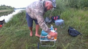 ЗАМОРОЖЕННАЯ ВКУСНЯШКА ДЛЯ ЛЕЩА СРАБОТАЛА! РЫБАЛКА С НОЧЁВКОЙ НА ФИДЕР \ ВЗЯЛ ТРОФЕЯ, ИЮЛЬ 2024 !