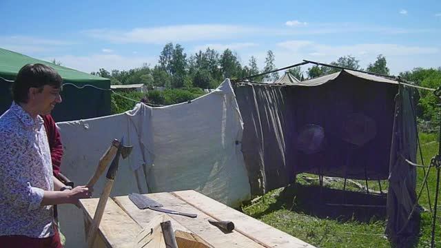 Метание старинного оружия (Исторический фестиваль "Сибирский огонь" - 2015). смотреть онлайн