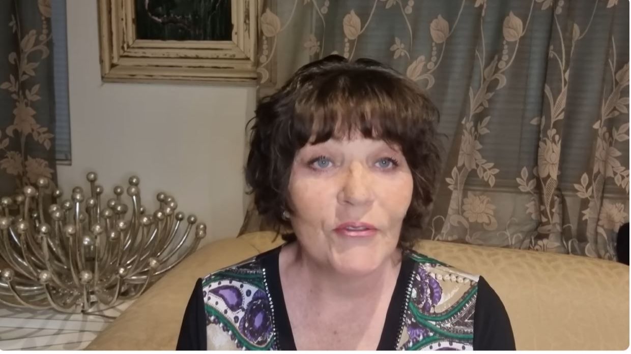 ПРОГУЛКА ПО АВСТРАЛИИ . ПОИСК КЛАДА смотреть онлайн