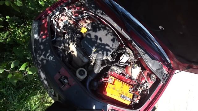 Коротыш в логане, который не могут найти всей деревней смотреть онлайн