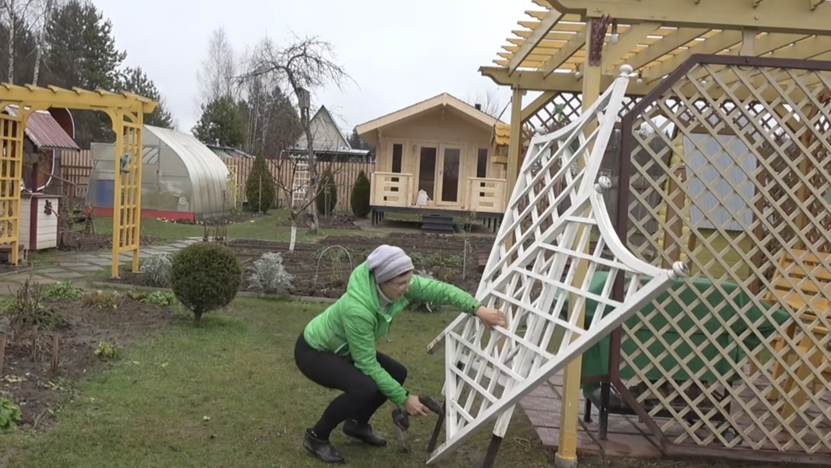 6 соток 11 ноября 2025 года. 1 часть смотреть онлайн