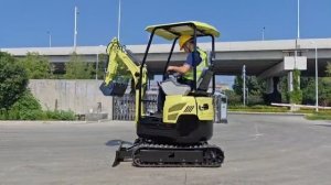 Видео обзор на Китайский Экскаватор HT18 нового поколения