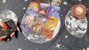 Что он задумал? Гадание на Таро