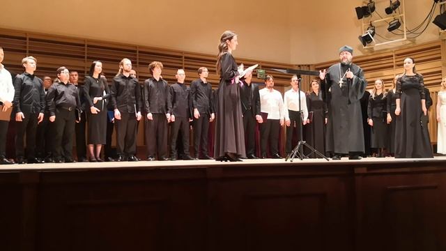 Выступление протоиерея Димитрия Сальникова на Юбилейном концерте. Многолетие (Сводный хор). смотреть онлайн