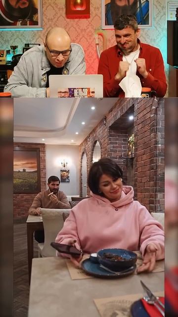 😂😂А ПОТОМ ГОВОРЯТ, ЧТО МУЖИКИ НЕ ТАКИЕ!👩🍕🍔🍟🌭СМЕХ С ВОДОЙ😂😂 #юмор #смешновидео #прикол смотреть онлайн