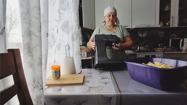 шапочка за копейки почти/ масло/ колбаска колечками/щи сегодня смотреть онлайн