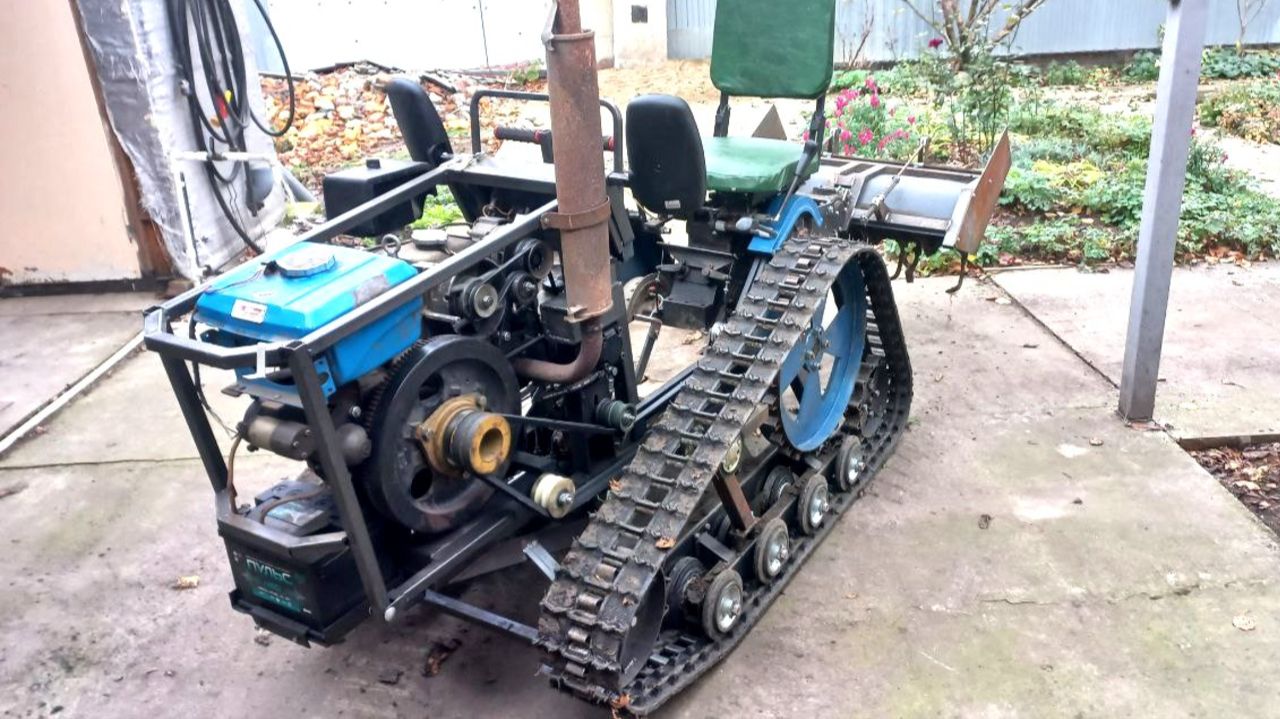 Самодельный гусеничный трактор