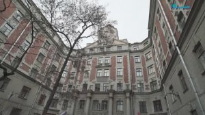 Знаменитые жители, маленькие хитрости и вечные тайны Дома трёх Бенуа