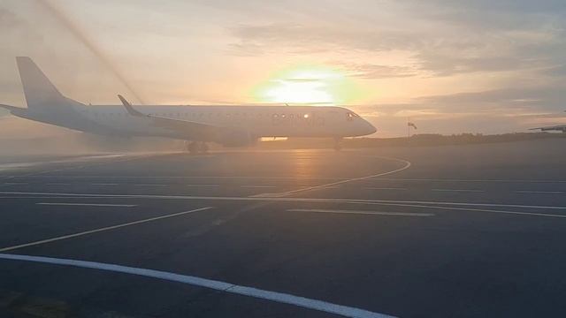 Встреча первого рейса из Москвы. смотреть онлайн