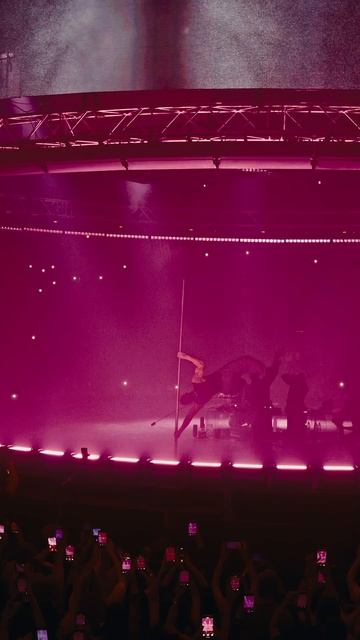 Остались лишь два города, в которых можно увидеть эту программу: Екатеринбург и Новосибирск! смотреть онлайн