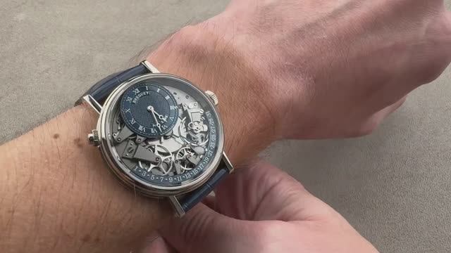 Обзор часов Breguet Tradition Quantième Rétrograde (7597BB/GY/9WU)