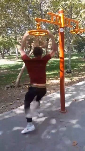 Он крутится дольше всех смотреть онлайн