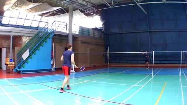 8. Бадминтон - изучение комбинации из 5-6 ударов