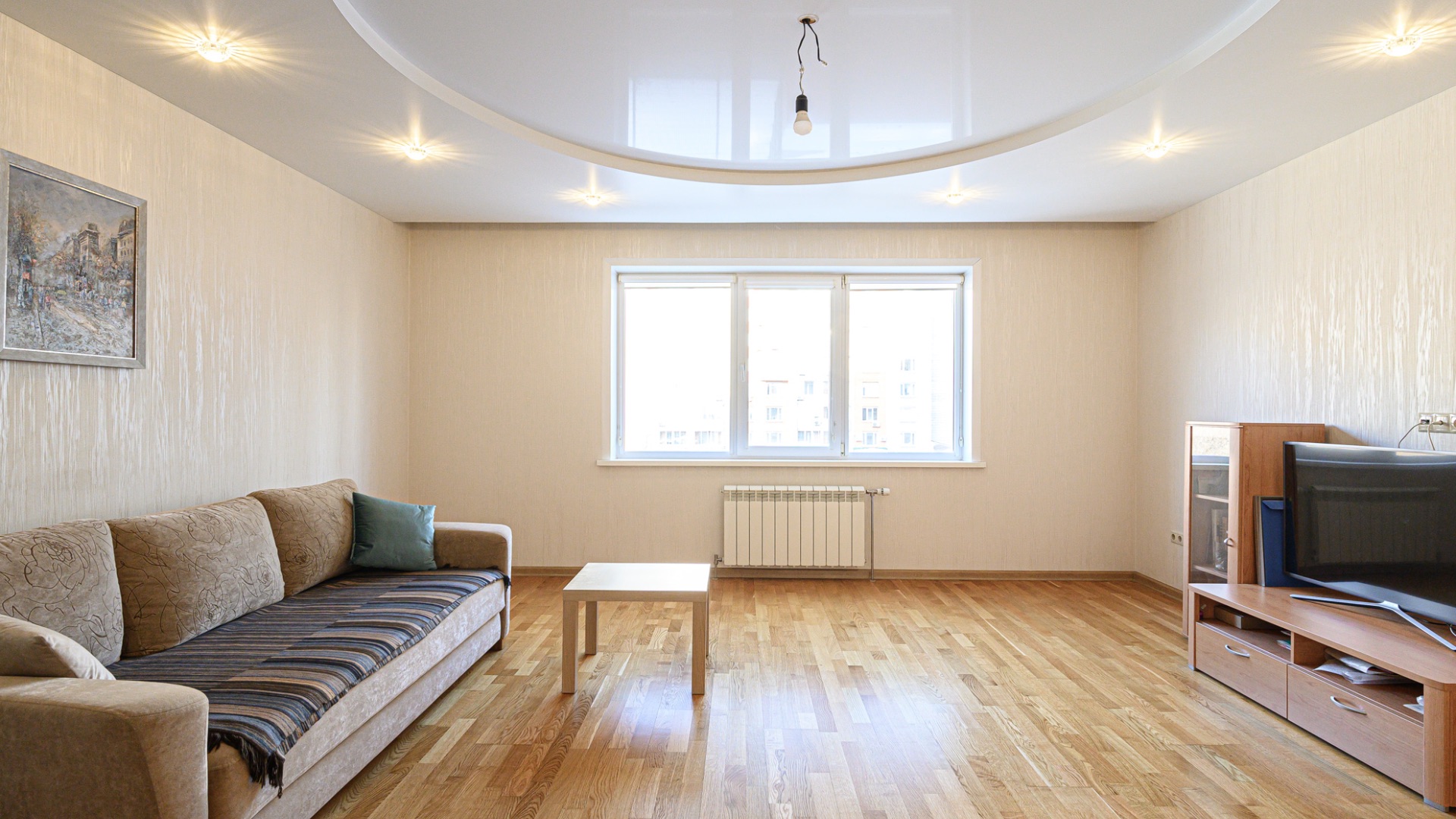 Трехкомнатная квартира, Новосибирск, Центральный район, ул. Крылова, д.63 смотреть онлайн