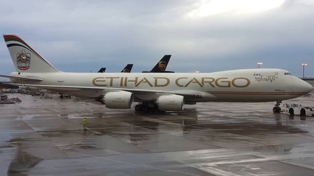 Etihad Cargo Boeing 747-8F смотреть онлайн