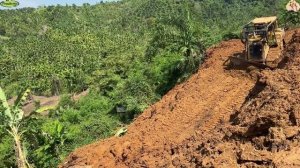 Строительство, расчистка склона, обзор