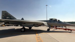 Российский перспективный истребитель пятого поколения Су-75 - главная интрига авиасалона в Дубае.