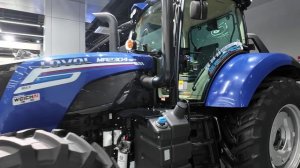 Делегация аграриев со всей Сибири в Китай на завод LOVOL