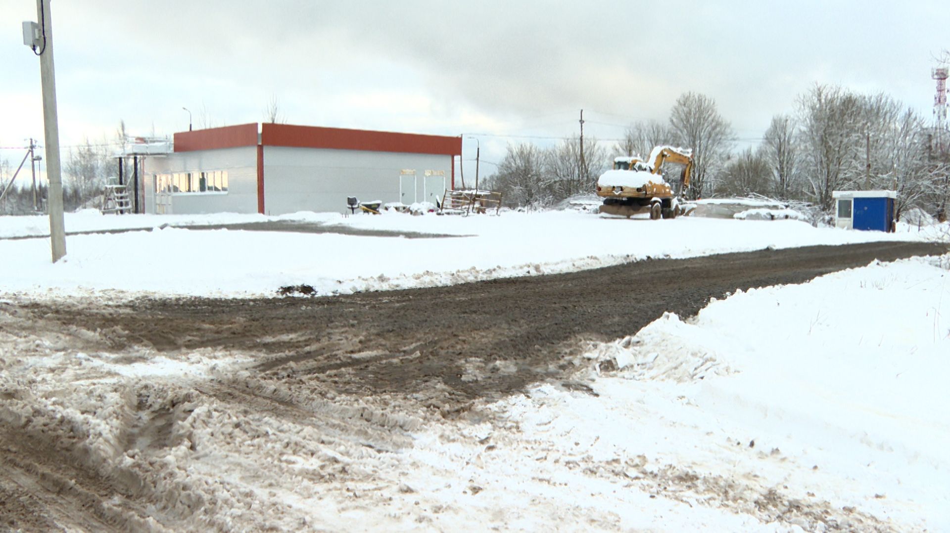 В Заречье предприниматель испортил и сам восстановил дорогу смотреть онлайн