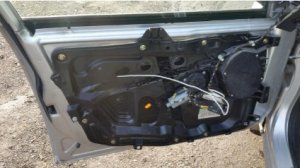 Как разобрать дверь на Форд фьюжин