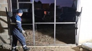 Е900 Dors гаражный механизм без потолочных направляющих. Ворота с дверью 205 *275.mp4