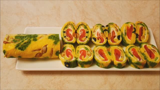 ЗАКУСОЧНЫЙ рулет НОВОГОДНИЙ закуска рецепт Новогодняя закуска Закуски на праздничный стол смотреть онлайн