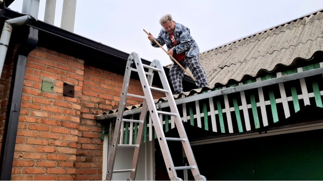 890 Надеемся что закончили.Поменяли счётчик газа. Срочно в город. смотреть онлайн