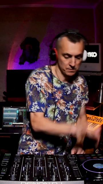 Dj BOYKO микс Moloko - Sing It Backk смотреть онлайн