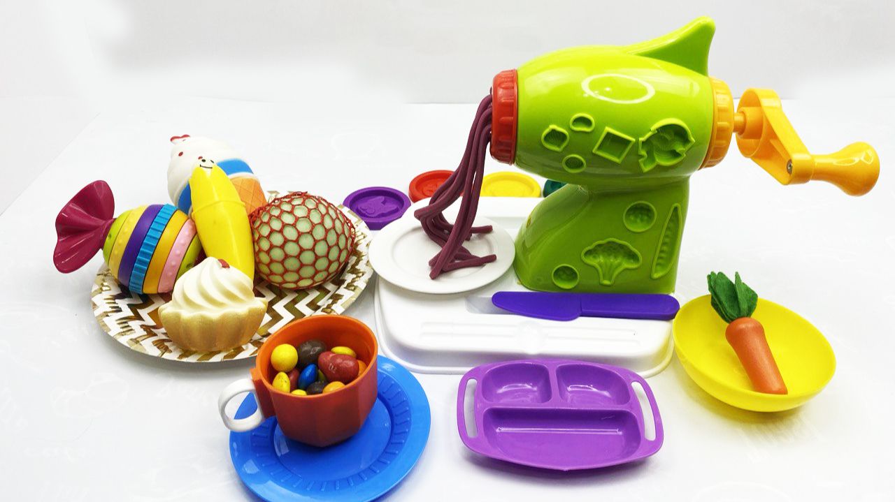 Мультики для детей и малышей. Мячики и пластилин против мясорубки. Мультики залипалки для малышей смотреть онлайн