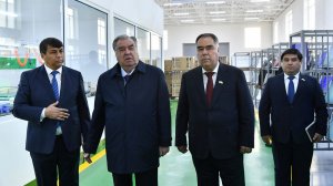Эмомали Рахмон открыл новые больницы и заводы в городе Худжанд в Согдийской области