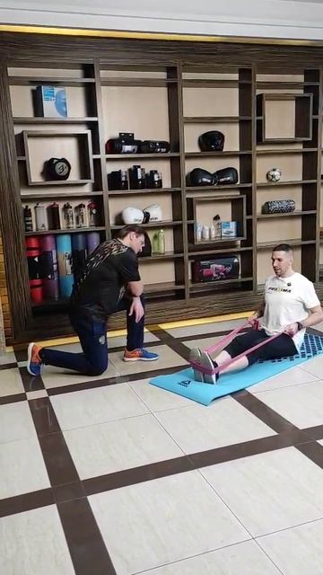 Упражнения для укрепления спины с Эдгардом Запашным. смотреть онлайн