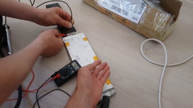 Пакеты NMC Дутыши, пробой. Вытек электролит. Ремонт и замена АКБ Часть 2 смотреть онлайн