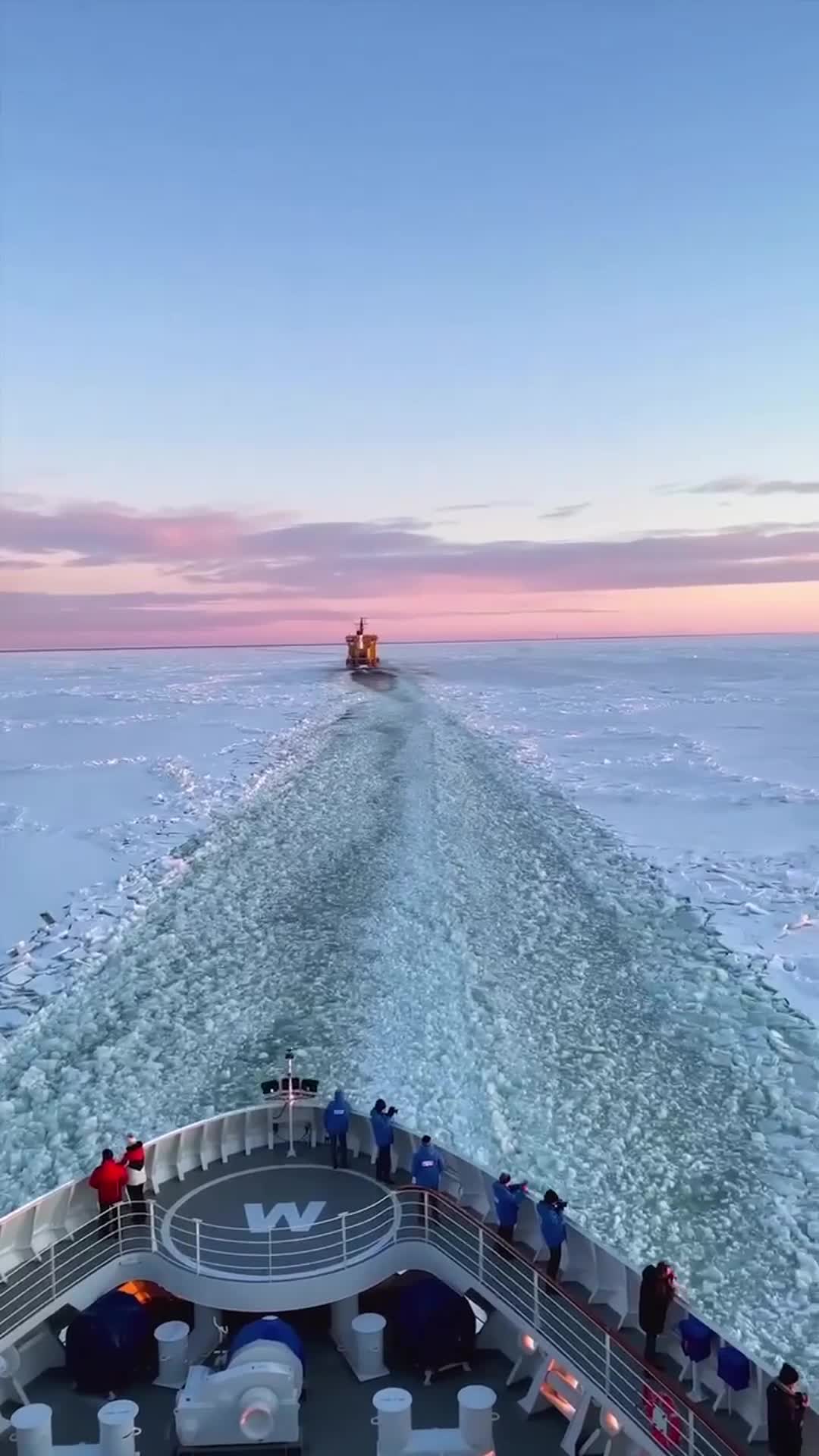 Архипелаг Лулео — группа шведских островов в северной части Ботнического залива, расположенная не... смотреть онлайн