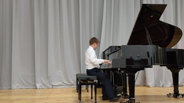 Томашевский Михаил Дж.Конконе Этюд "Настойчивость" смотреть онлайн