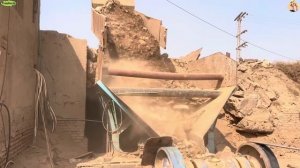 Строительство, дробление щебёнки