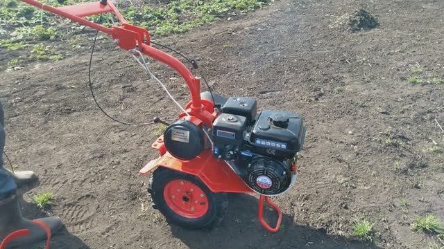 Мотоблок Агат Л7. /Усадьба.