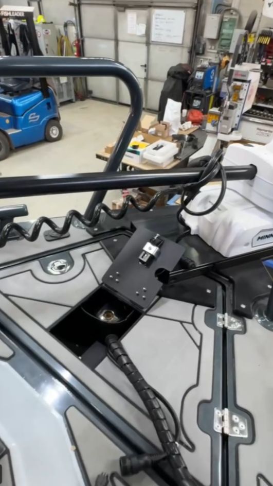 Стильно, аккуратно, безопасно! Voyager 850: меньше риска, больше ресурса!!! смотреть онлайн