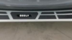 Установка порогов на Geely Atlas Pro