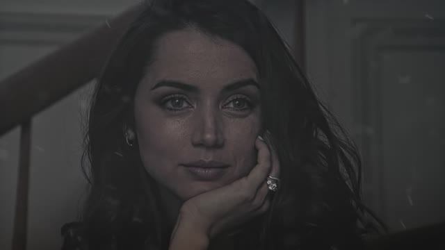 Ana de Armas смотреть онлайн