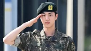 🌟 "Джин из BTS: Лидерство и человечность в одной истории! 💖"