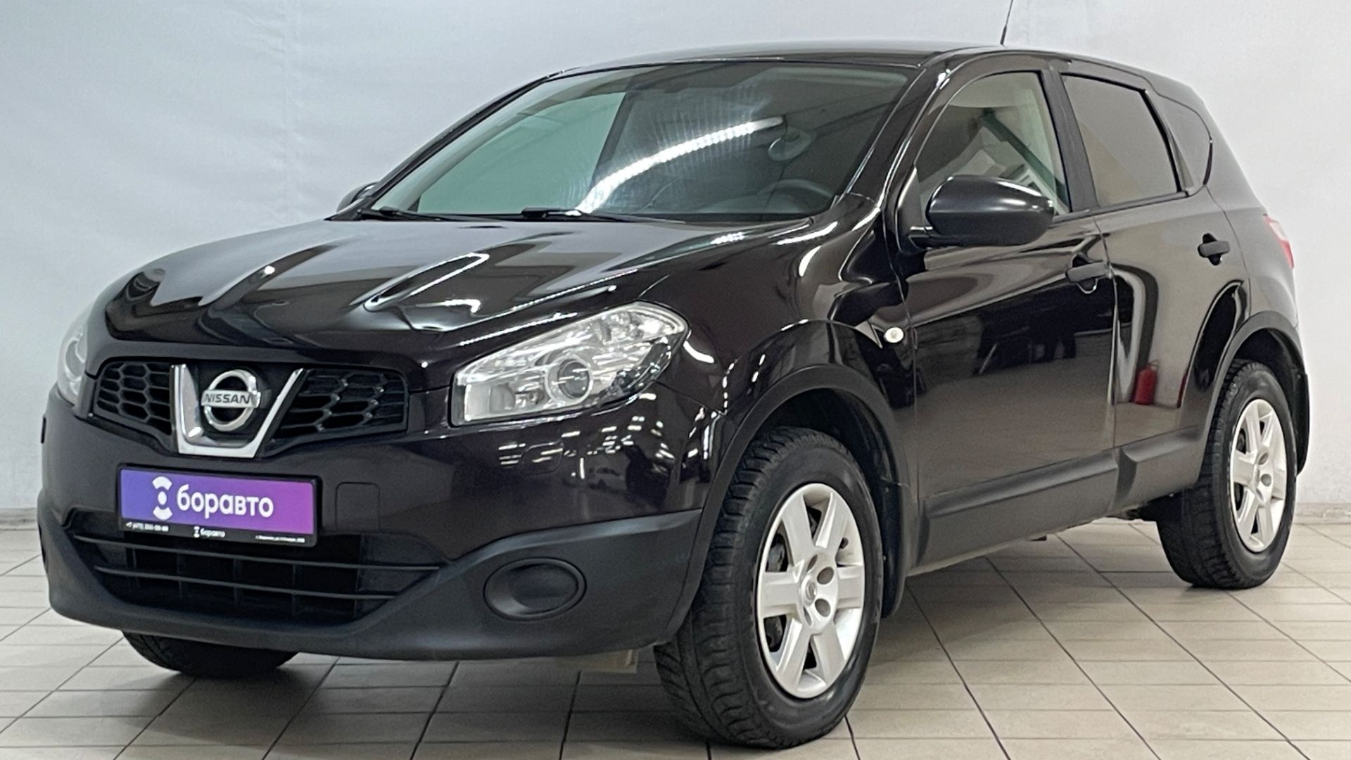 NISSAN QASHQAI смотреть онлайн