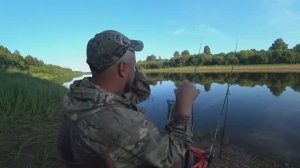 КТО НА ФИДЕРЕ, ЭТО НУЖНО СМОТРЕТЬ! ИНТЕРЕСНАЯ РЫБАЛКА В ЖАРУ, ФИДЕР! ОДИН НА РКЕ НА КРАСИВОМ МЕСТЕ!